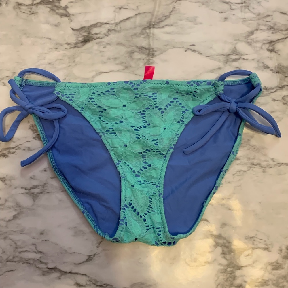 VICTORIA SECRET BIKINI BOTTOMS